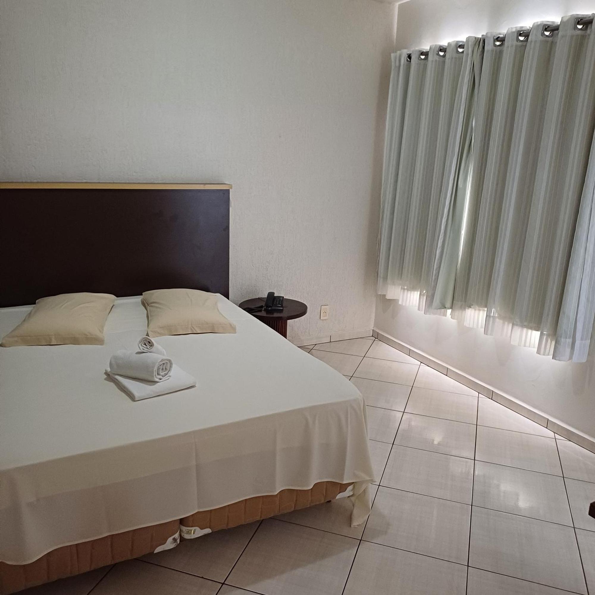 Hotel Maestro Express Toledo Toledo  Esterno foto